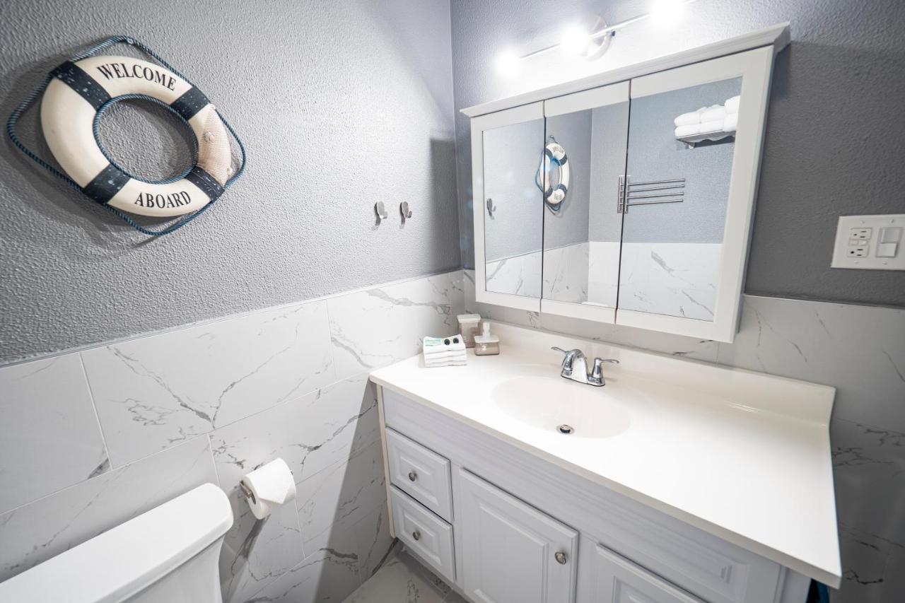 Villa Newly Renovated 3Br2Ba Duplex With Private Dock Key Colony Beach Exterior foto