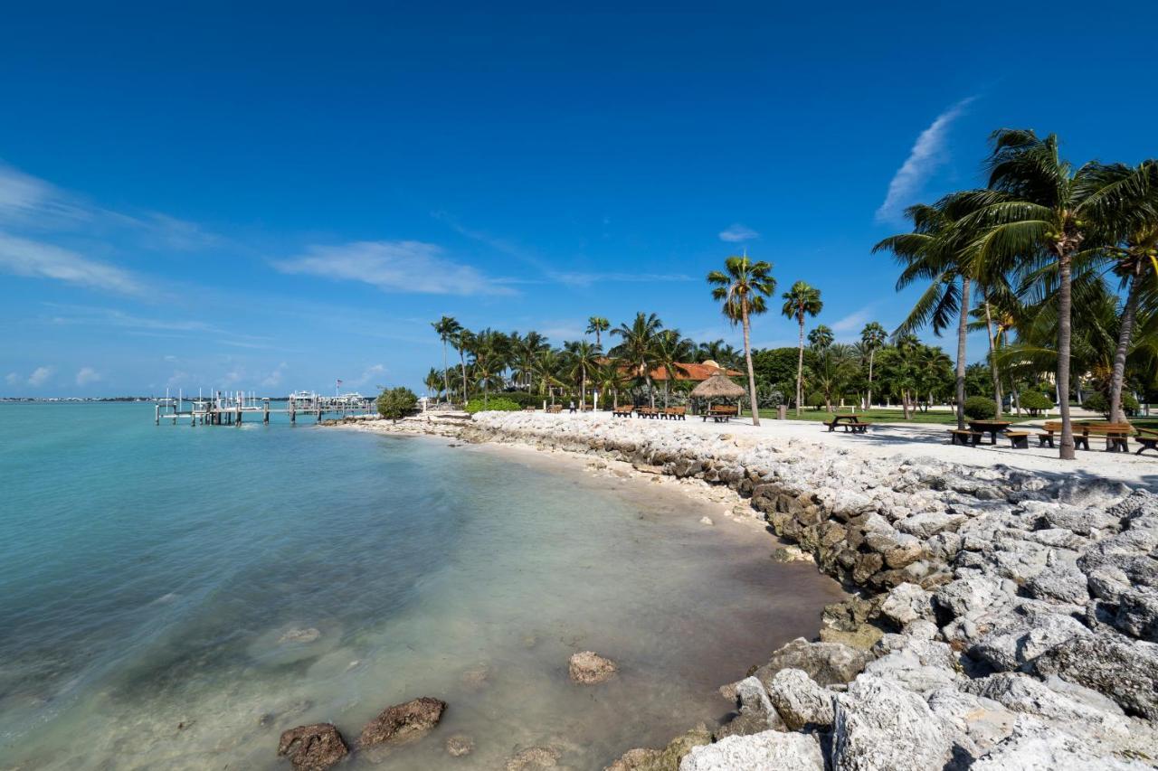Villa Newly Renovated 3Br2Ba Duplex With Private Dock Key Colony Beach Exterior foto