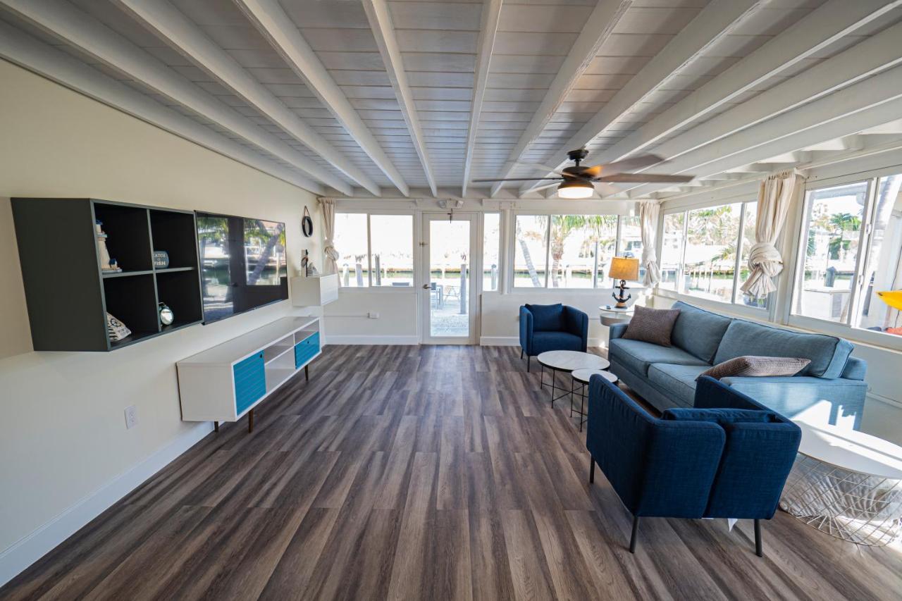 Villa Newly Renovated 3Br2Ba Duplex With Private Dock Key Colony Beach Exterior foto