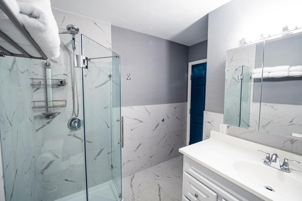 Villa Newly Renovated 3Br2Ba Duplex With Private Dock Key Colony Beach Exterior foto